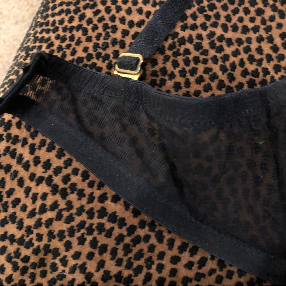 Beautiful black Natori convertable bra! - Picture 4 of 8